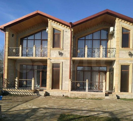 Махачкала снять домик. Дома в махачкале. Махачкала снять домик. Махачкала снять домик. Коттеджи на берегу каспийского моря.