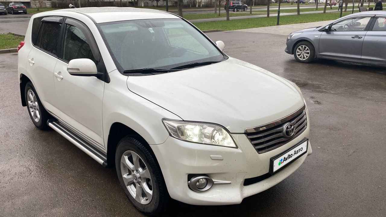 Toyota RAV4: фото владельца