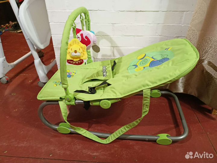 Шезлонг детский