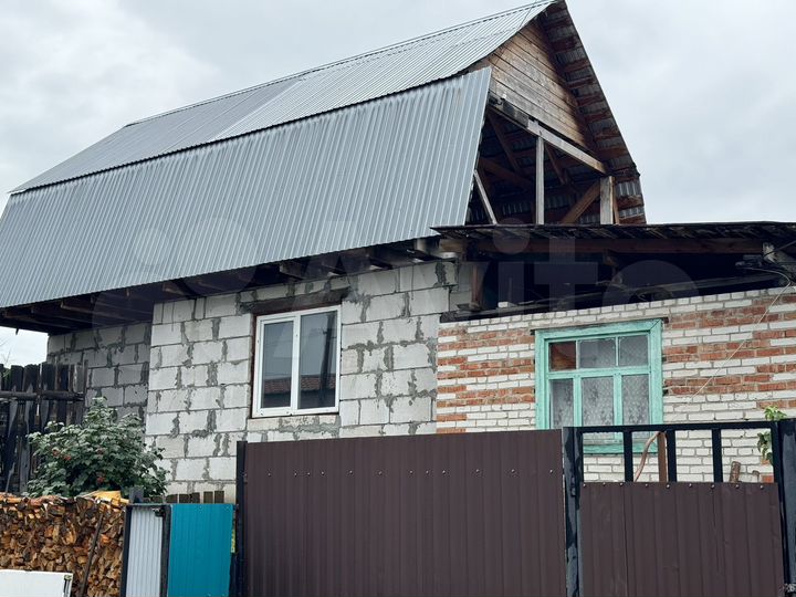 Дом 50 м² на участке 3,7 сот.