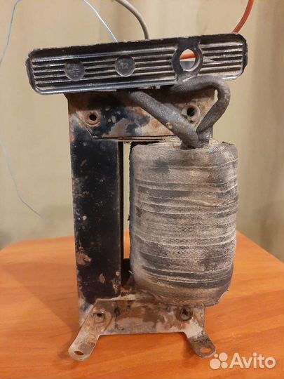 Понижающий трансформатор. Шкив четырёхручьёвы330мм