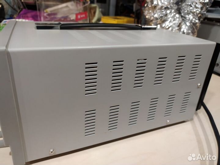 Лаболаторный блок питания трехканальный Mastech