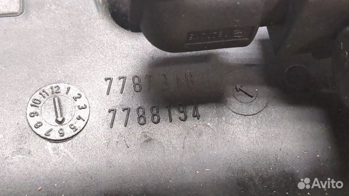 Коллектор впускной BMW 3 E46, 2004