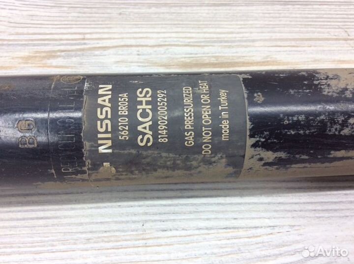 Амортизатор задний задний Nissan Qashqai J10