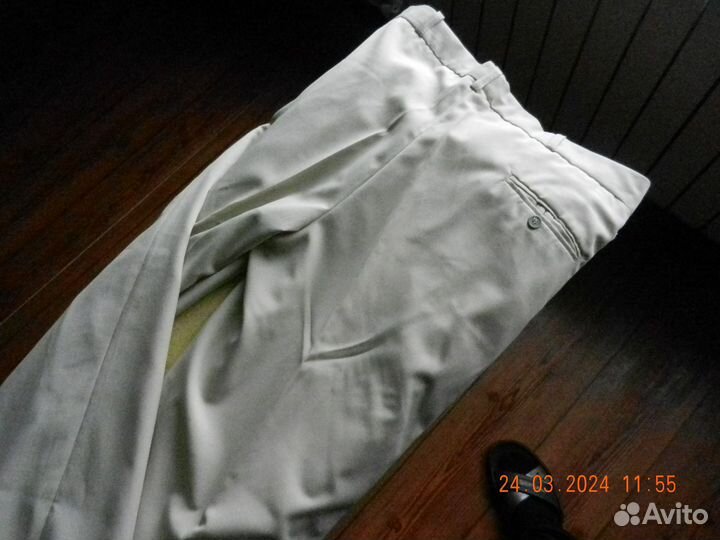 Брюки мужские бежевого цвета 50-52 \5 рост