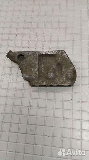 Кронштейн опоры двигателя правый Toyota Camry V40