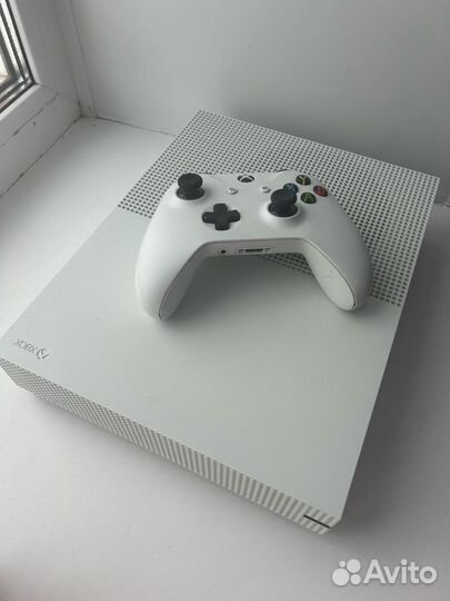 Xbox One s