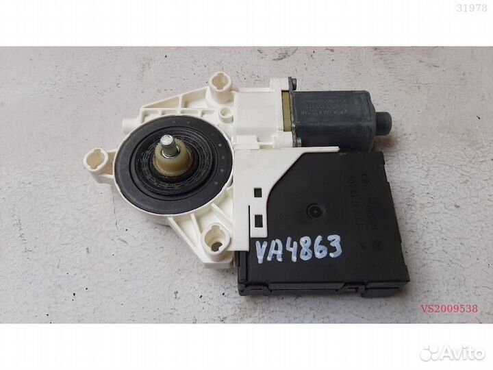 Мотор стеклоподъемника audi A3 8P задний правый