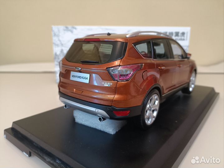 Fordkugaii (16-19г) Коричневый 1:18