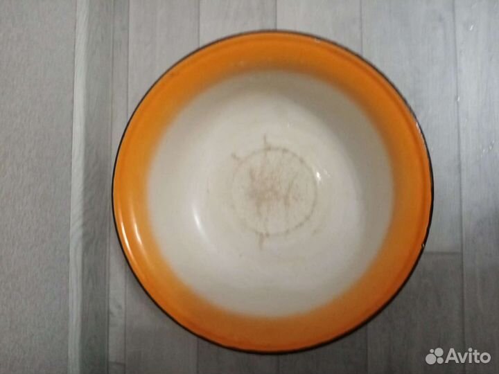 Тазы эмалированные