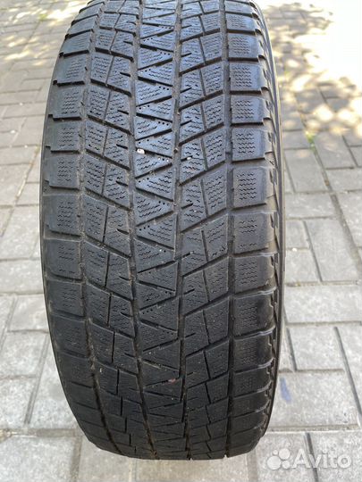 Bridgestone Blizzak DM-V1 235/60 R18