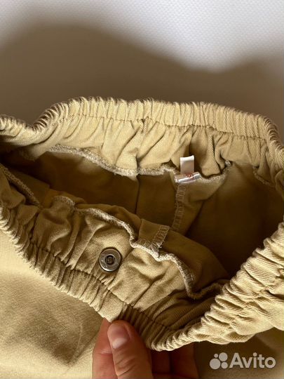 Короткие женские шорты 42