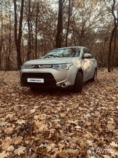 Mitsubishi Outlander 2.0 CVT, 2013, 175 000 км