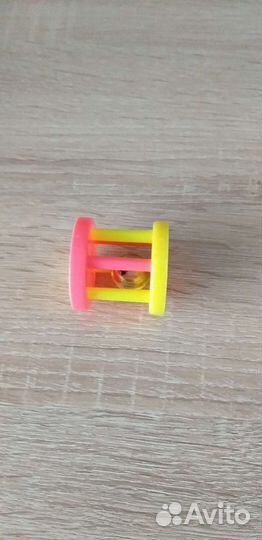 Игрушка для кошек с колокольчиком