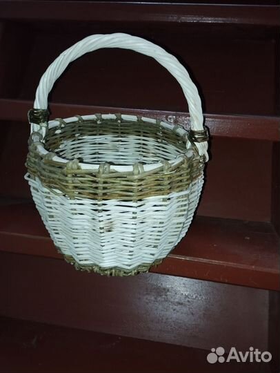 Корзинка, объем около 8 литров