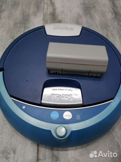 Моющий робот пылесос Irobot Scooba