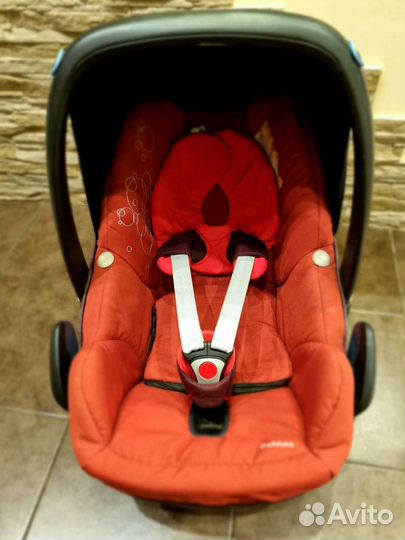Автокресло 0+ Maxi-Cosi Pebble для детей 0-13 кг