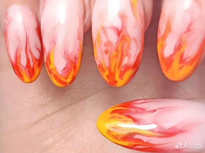 Мастер маникюра