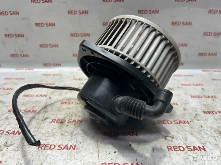 Мотор печки Mitsubishi Pajero Sport K94W 4D56-5-60