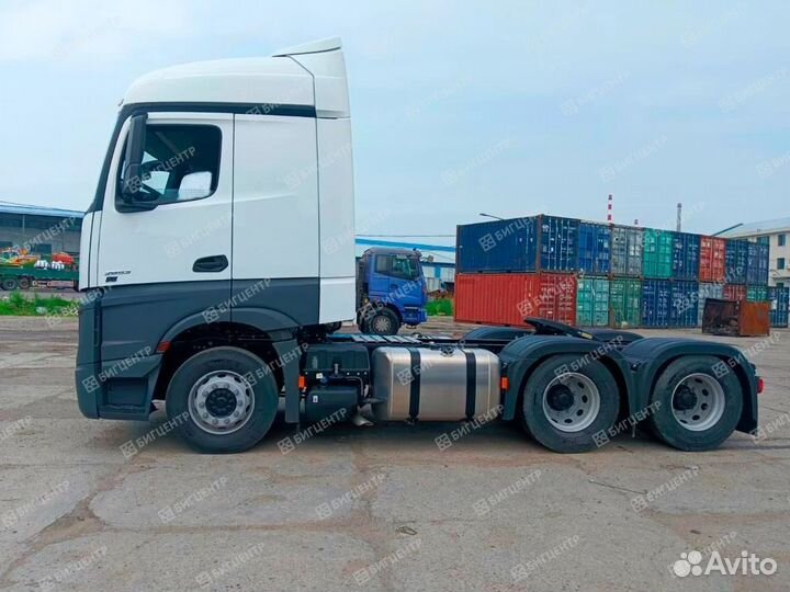 Mercedes-Benz Actros, 2023