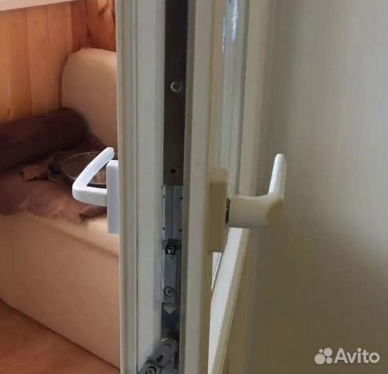 Двусторонняя ручка на балкон