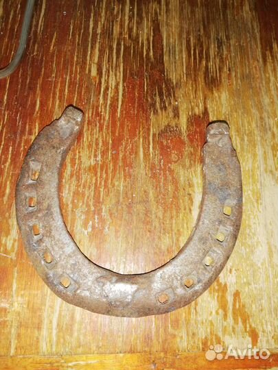 Подковы старинные на счастье