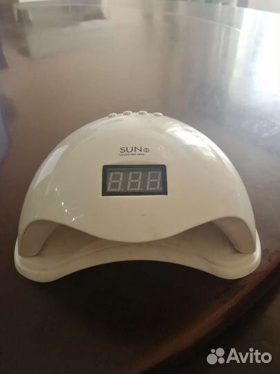 Лампа для ногтей