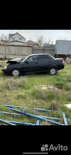 В разборе LADA приора