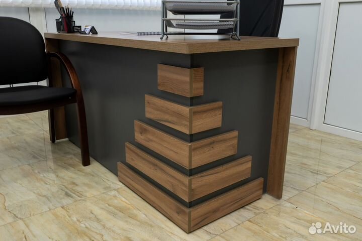 Стол руководителя Энарес под заказ