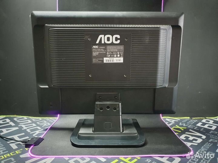 Монитор AOC широкоформатный