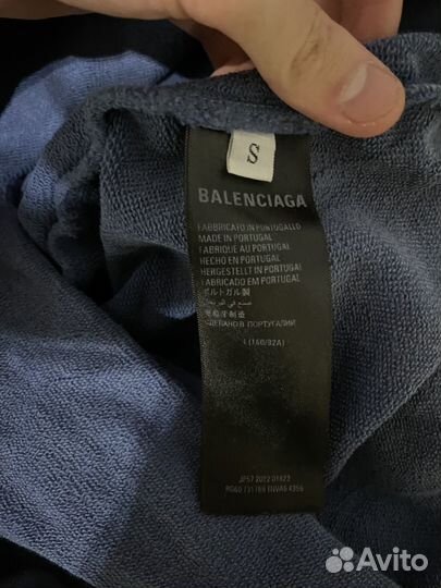 В наличии - Balenciaga be kind худи hoodie синий