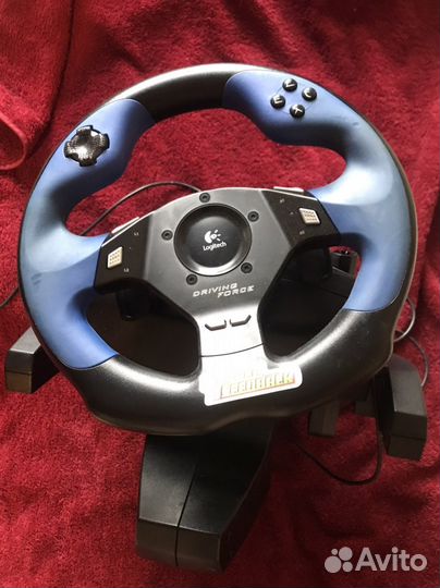 Игровой руль logitech driving force