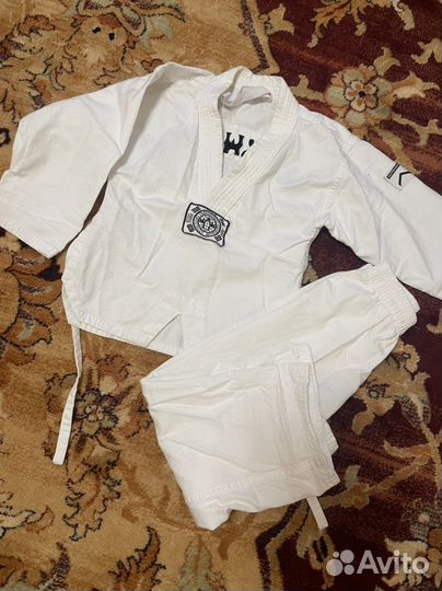 Костю на тхэквондо, карате