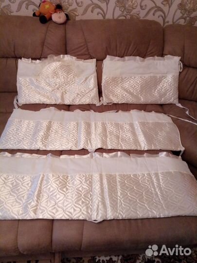 Комплект в детскую кроватку