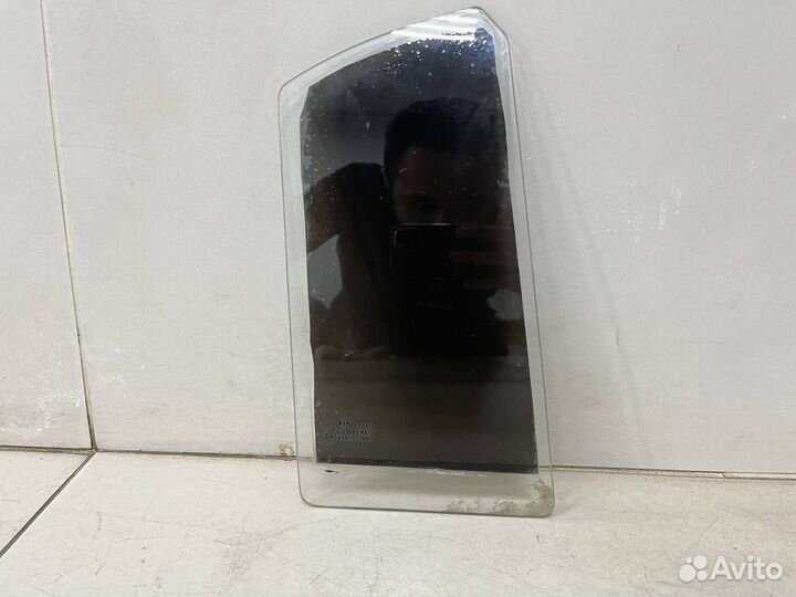 Стекло двери задней правой форточка Kia Rio X-Line