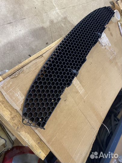 Пыльник переднего бампера Kia quoris