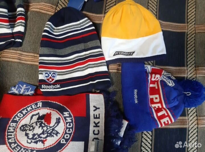 Шапочки хоккейные NHL reebok (ассортимент)