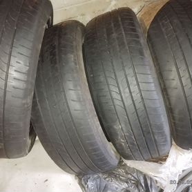 Bridgestone Dueler H/L 33A 235/55 R20