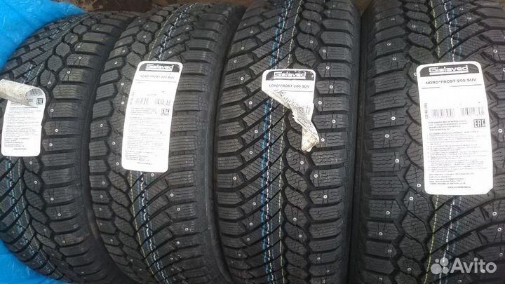 Gislaved Nord Frost 200 SUV 225/65 R17 106T