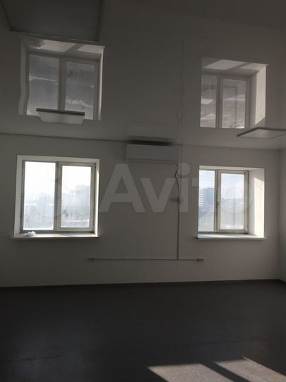 Помещения свободного назначения Баррикад,53