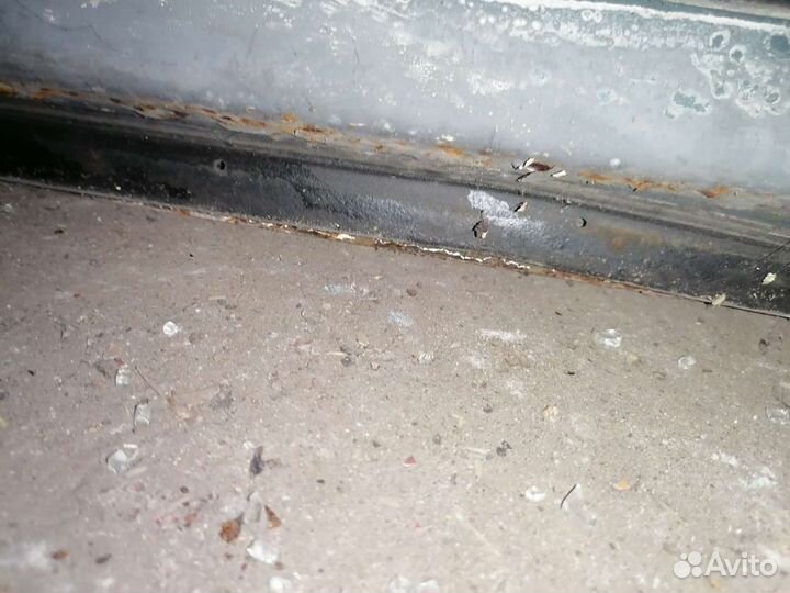 Дверь передняя правая mercury sable 3