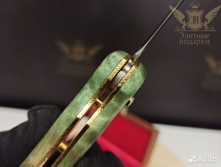 Сувенирный подарок зелёный