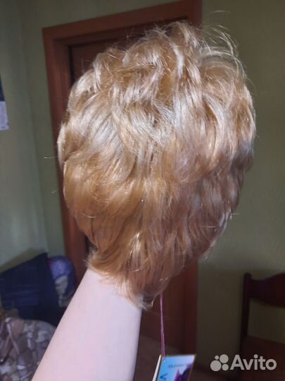 Парики новые с этикеткой