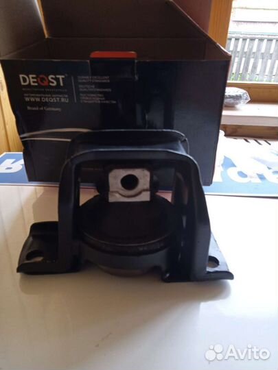 Правая опора двигателя