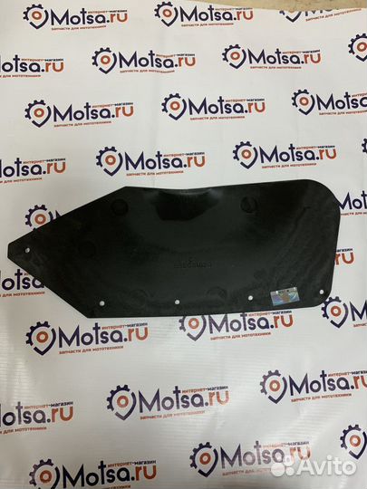 Брызговик снегоход Тайга боковой (С40100056)