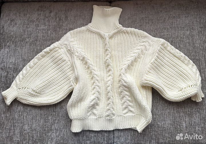 Свитер