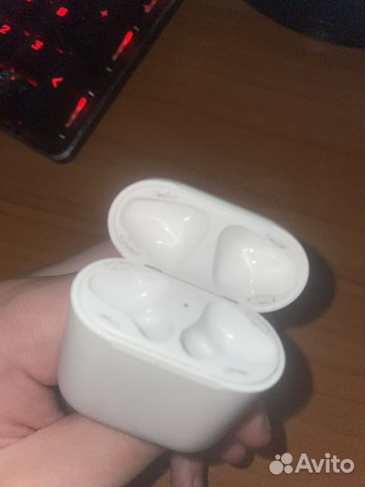 Кейс от наушников airpods 1