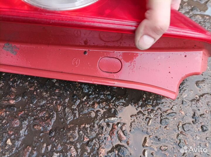 Стоп сигнал Mazda 5