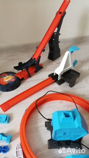 Hot wheels трассы, конструктор, машинки