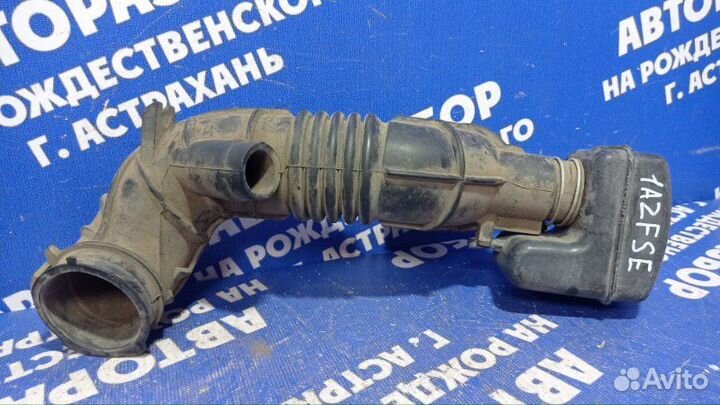 Гофра воздушного фильтра Toyota Avensis седан